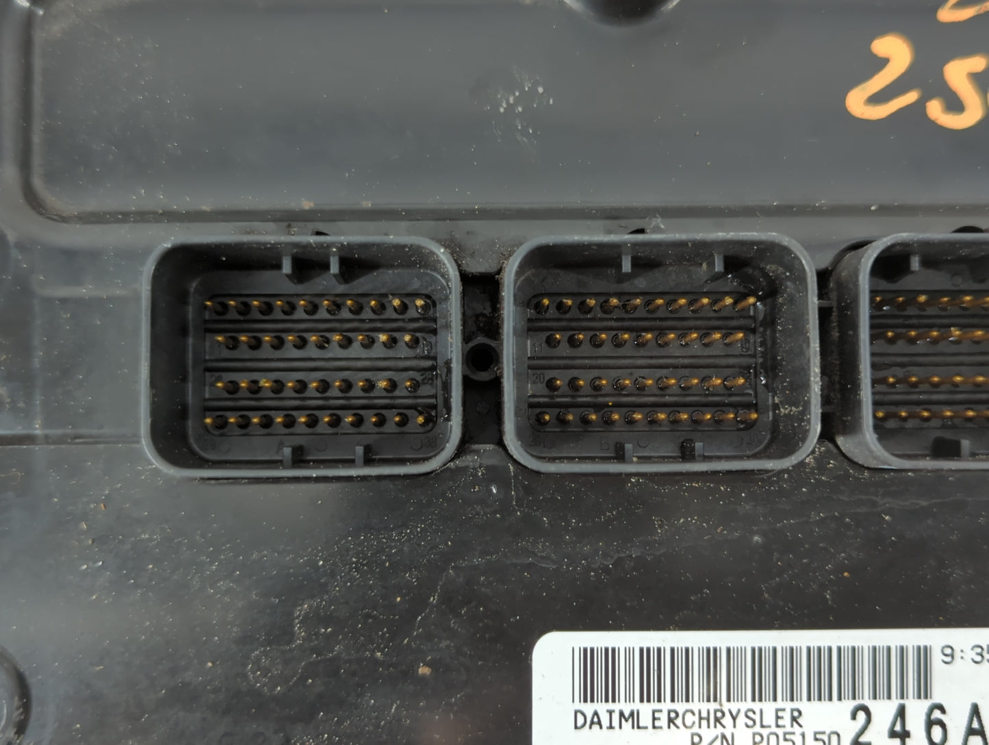 2008-2010 Chrysler 300 PCM Engine Control Computer ECU ECM PCU OEM P/N:P05187020AD P05150246AD Fits Fits 2008 2009 2010 OEM Used Auto Parts - Oemusedautoparts1.com