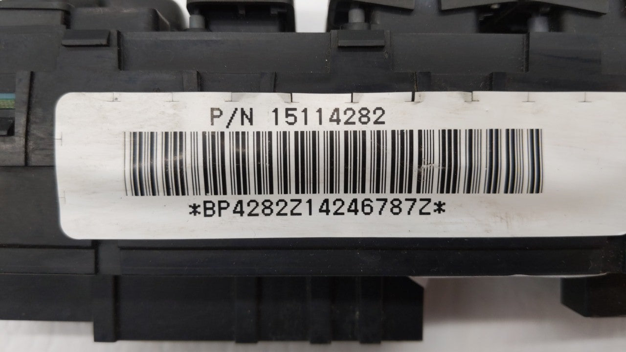 2005-2005 Buick Rainier Driver Left Door Master Power Window Switch 200017