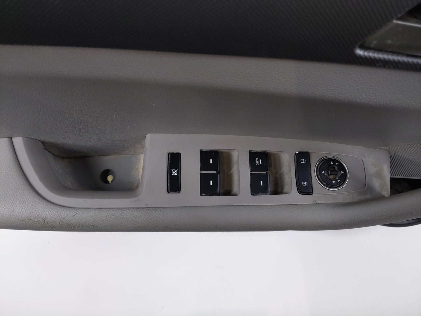 2019 Hyundai Sonata Front Left Driver Interior Door Panel Trim 200068